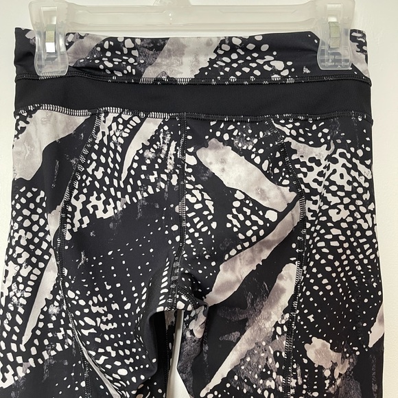 Lululemon Athletica Leggings Size 4 - Picture 4 of 11